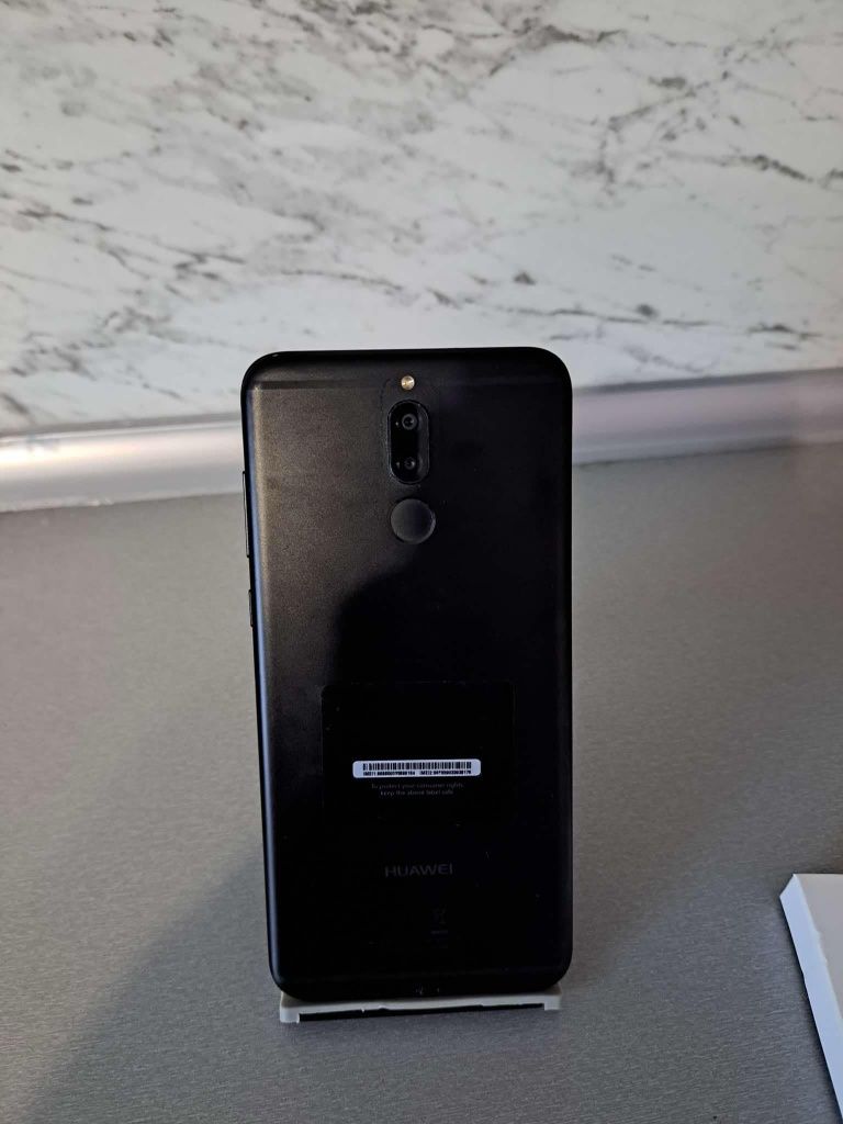 Huawie mete 10 lite