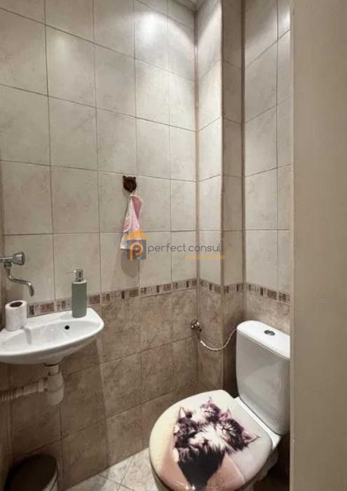 Продава се Тристаен апартамент в Пловдив, Център - 65 кв.м за 2462 €/кв.м - Снимка #8