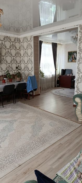 Дом в районе (Запада)