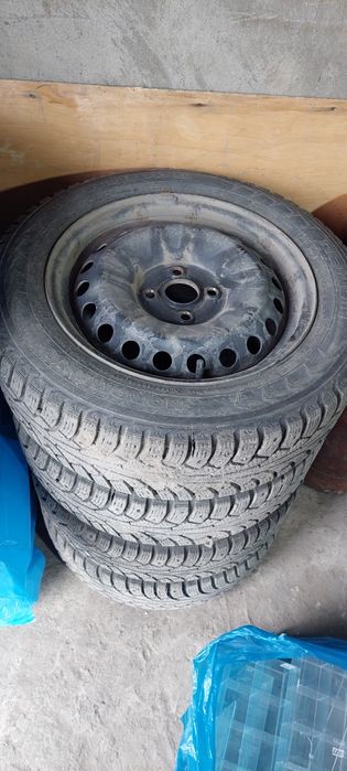 Продам колеса с дисками R15