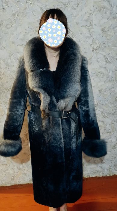 Шуба натуральный мех.