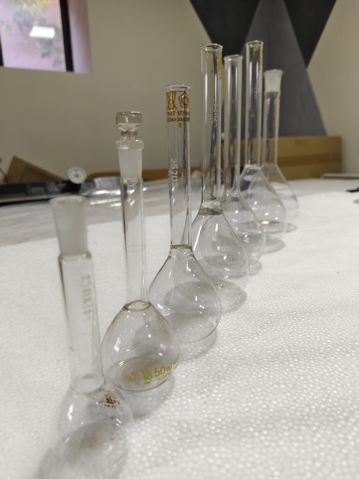 Колбы. Воронки стеклянный