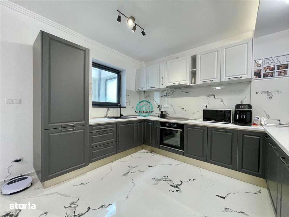 Apartament cu 3 camere, modern, parcare subterana, str. Revolutiei