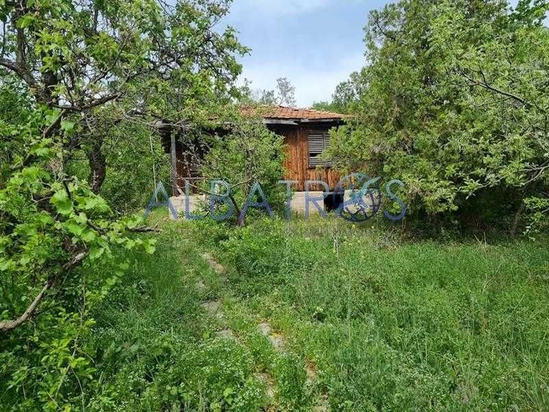 Продава се Парцел в Варна, Бриз - 764 кв.м за 200 €/кв.м - Снимка #1