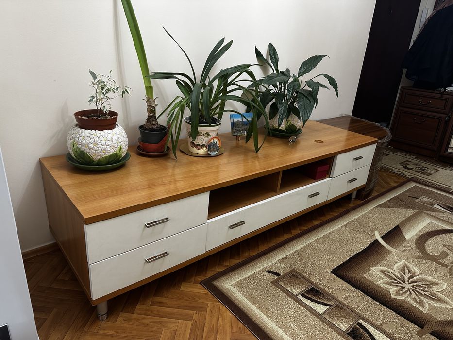 Тумба из массива дерева