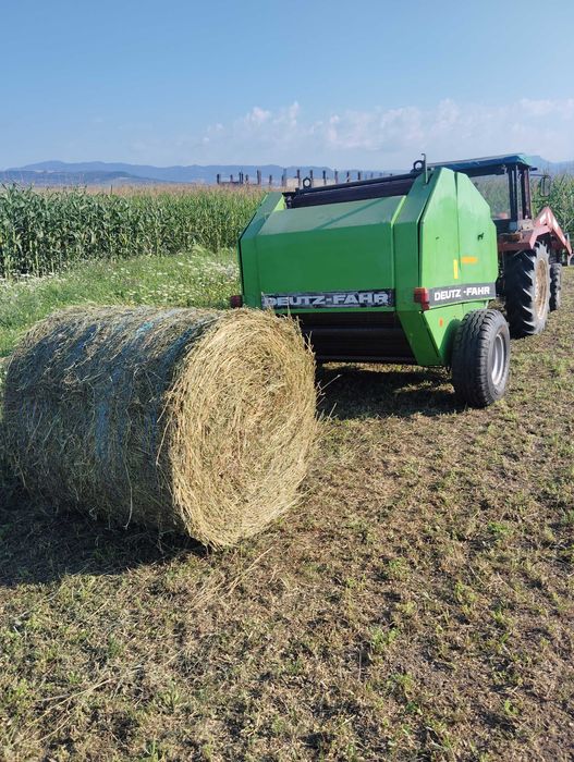 Presă balotiera rotundă  deutz Fahr KRONE kr 120