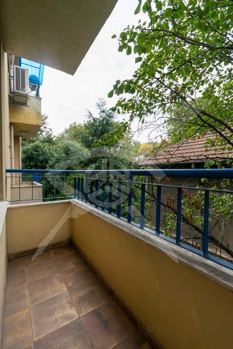 Тристаен апартамент в кв. Оборище № 91577