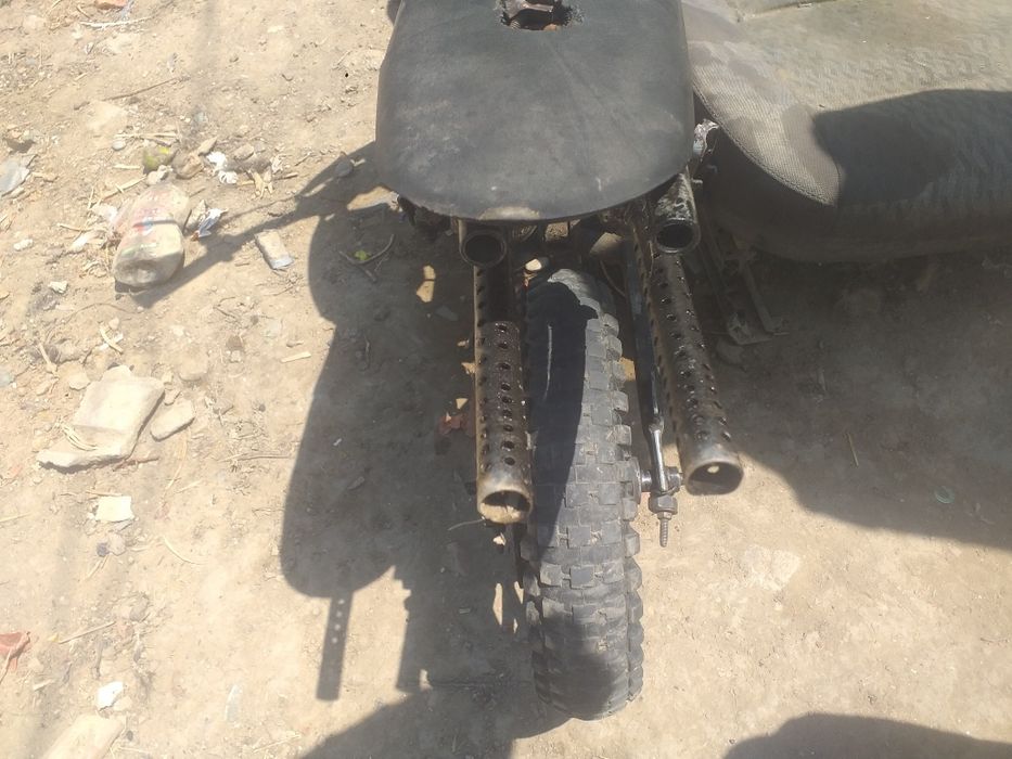 Vând sau schimb ATV și cross cu diverse