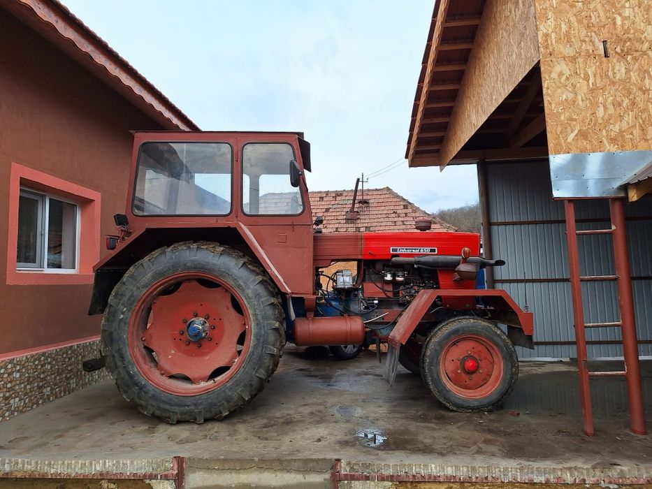 Vând tractor u650