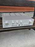 Усилвател Grundig V 2000