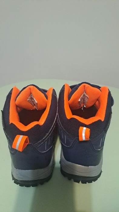 Детски водонепропускливи зимни боти