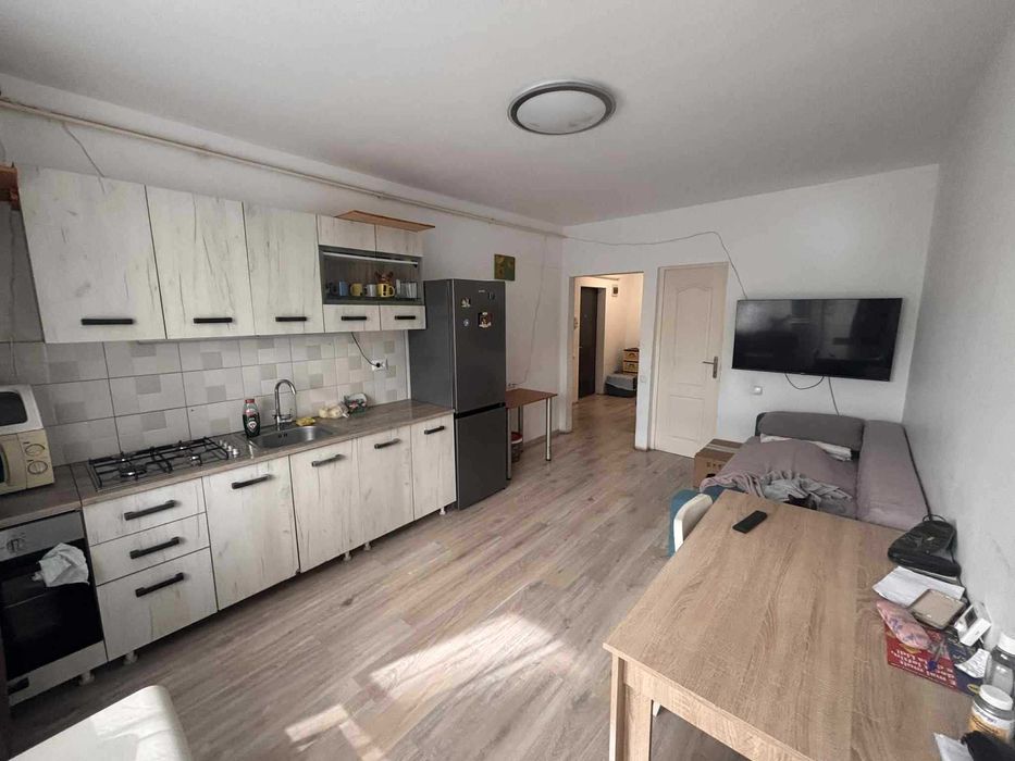 vind ap,2 camere la parter 44mp,terasa 35mp+parcare,sau cota parte 80%