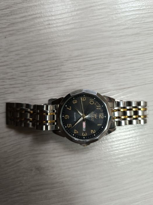 Срочно продаются часы. Olevs