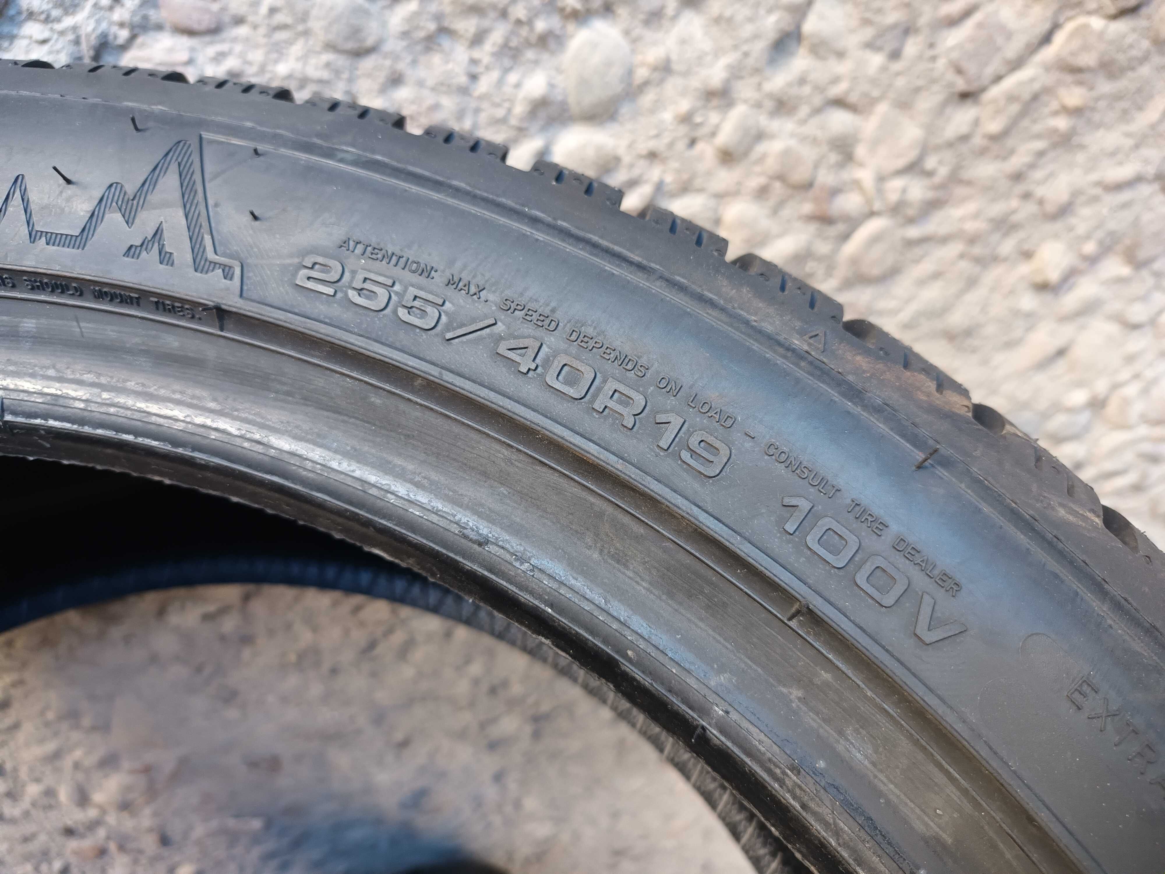 2 Нови зимни гуми 255/40 R19 Dunlop WInter Sport 5 100V M+S XL Germany