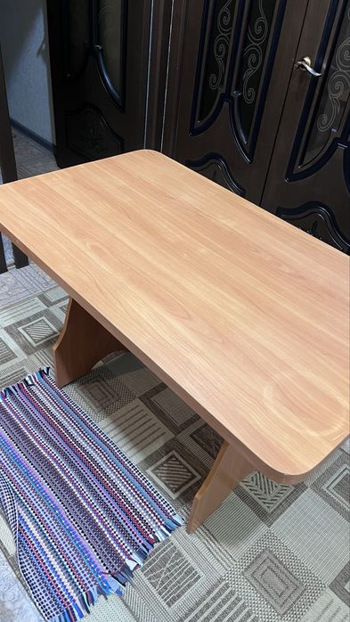 стол кухонный размер 120х75х70 ……:;