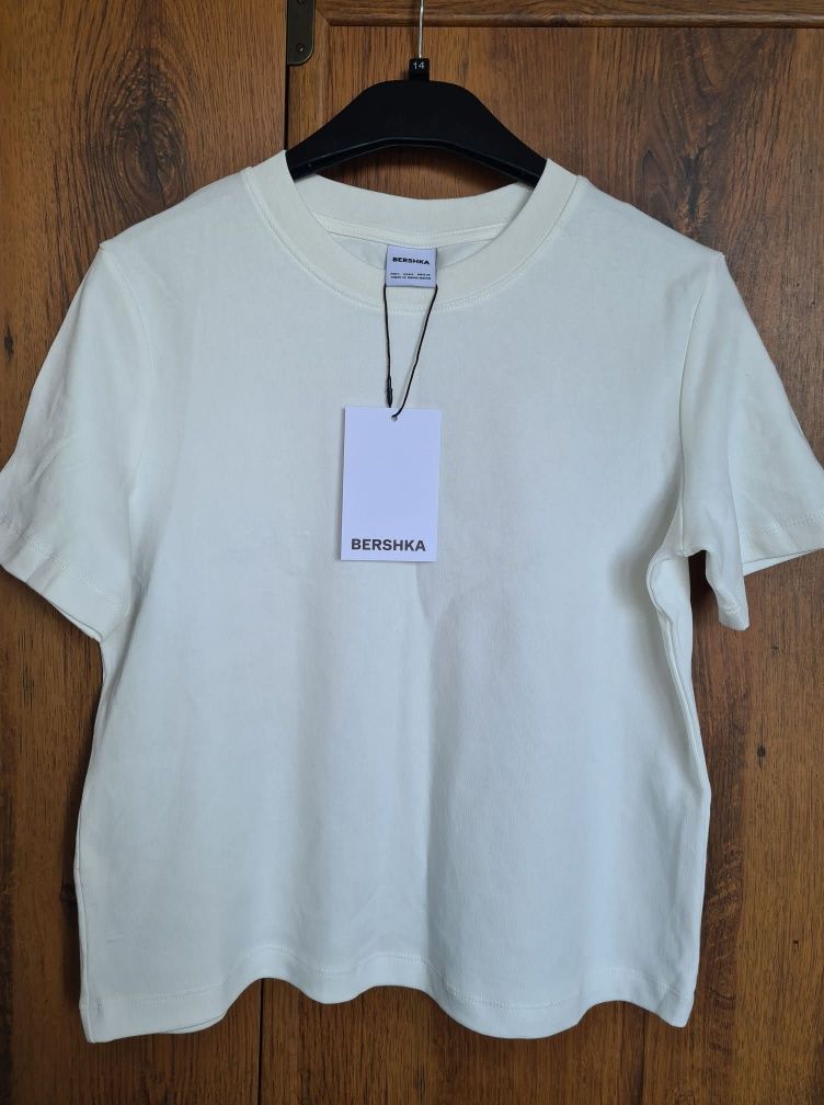 Комплект Baggy Balloon дънки и бяла тениска Bershka, нови