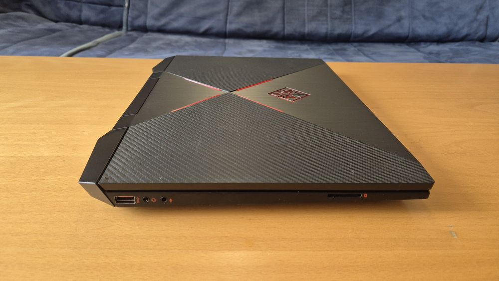 Gaming laptop HP OMEN 15-dc1044na