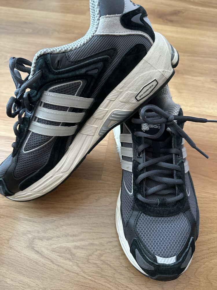 Маратонки adidas pro- moderator