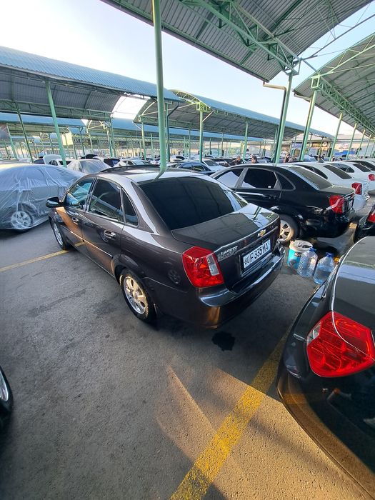 Продаю срочна автомобил ЖЕНТРА