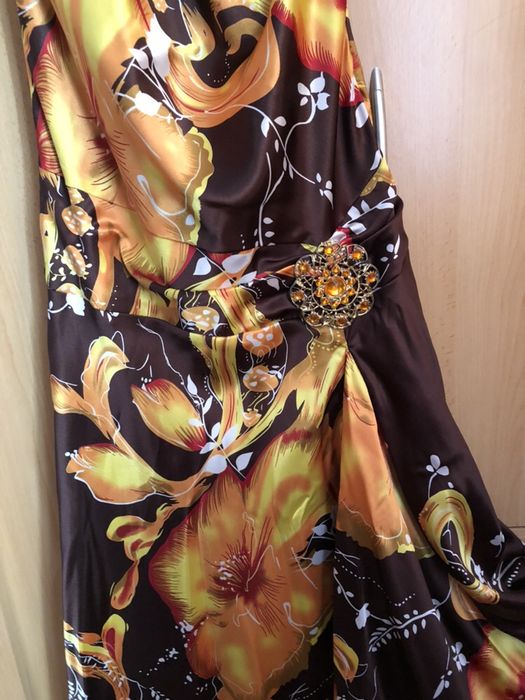 Rochie saten de seara