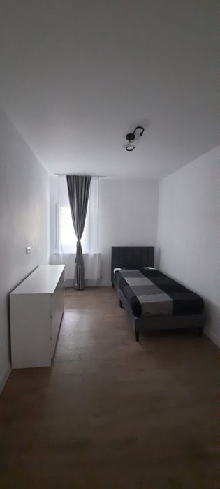 Inchiriez apartament locuibil/ spatiu Bucur Obor