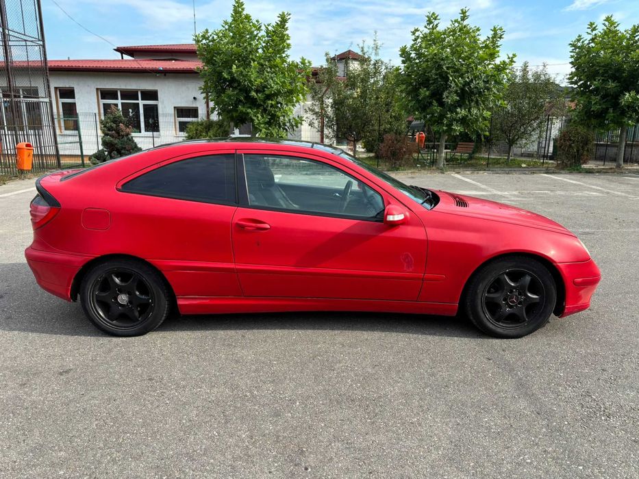 Mercedes-Benz Coupe Kompressor 2.2 CDI – 143 CP – 2003