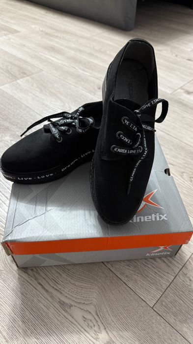 Новая Обувь женская 38 размер