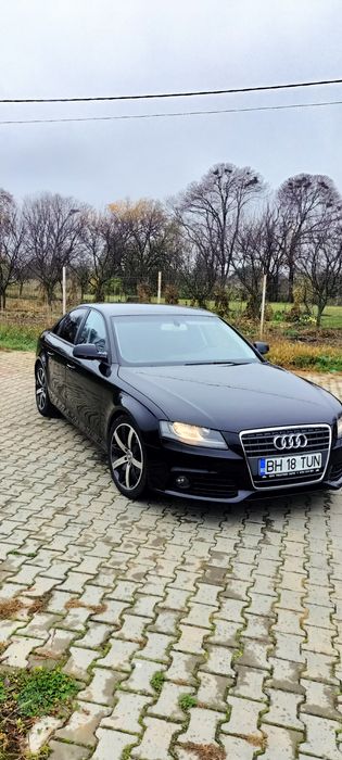 Vând Audi A4  B8