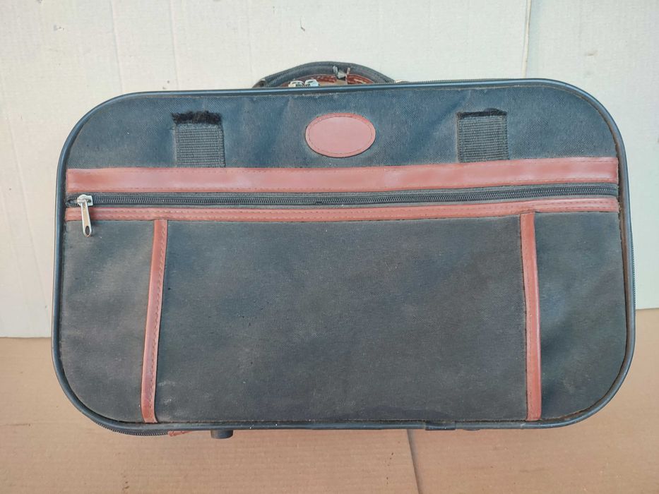 Geanta sau mica valiza, SH dar stare buna