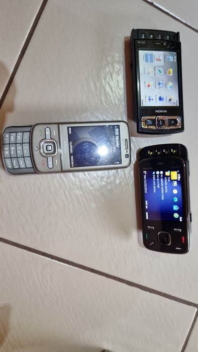 Лот работещи телефони