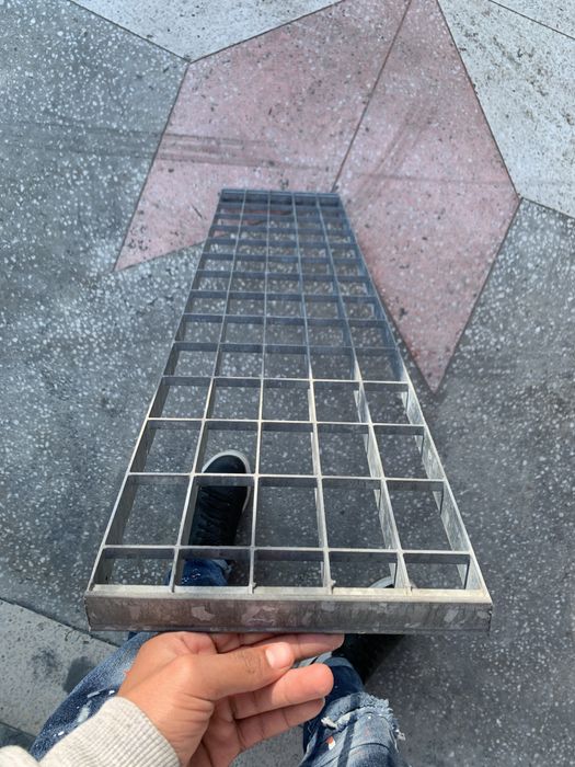 Trepte zincate gretare zincate