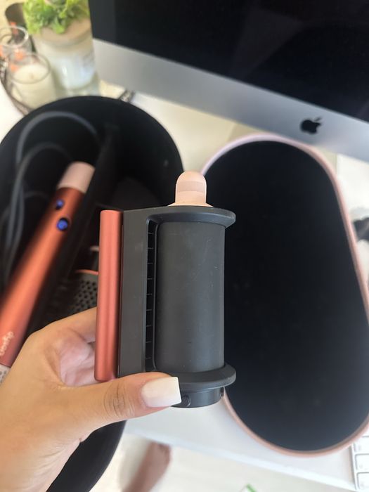 dyson airwrap nou