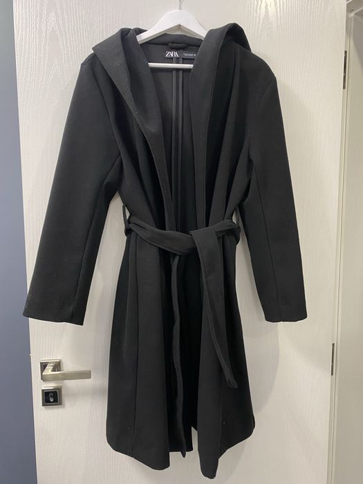Дълго палто  на Zara