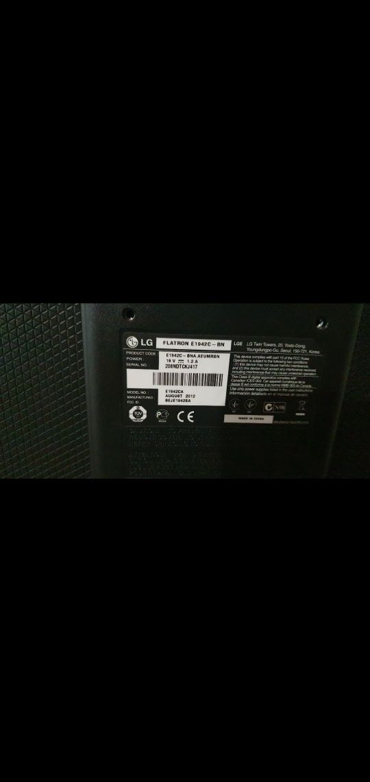 Монитор LG 19---