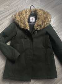 Palton Zara cu blana mărime M