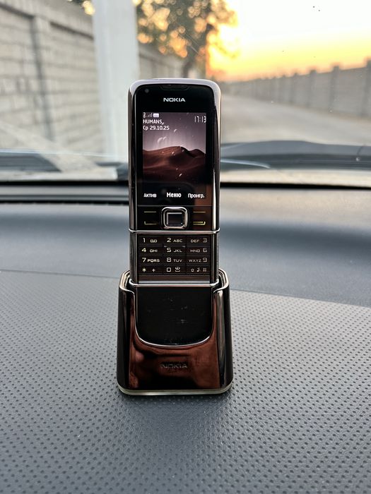 Nokia 8800 Art sapphire все в родном состоянии