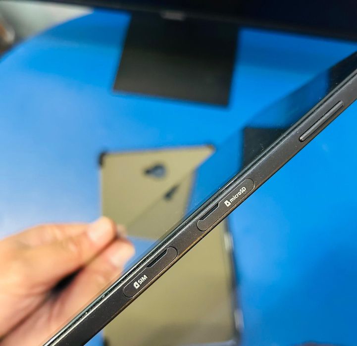 Tableta Samsung Tab A 10.1” Slot Sim + Husa activa