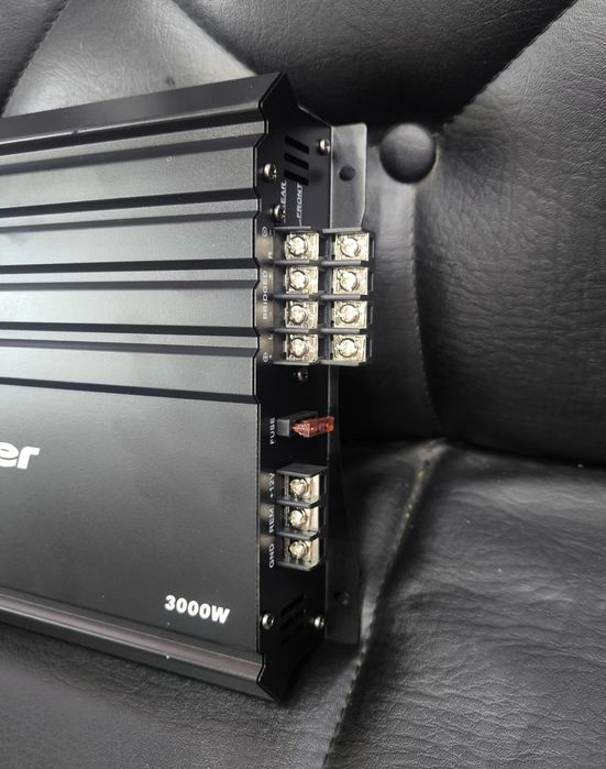 Pioneer 4 kanal usilitil / uselitel