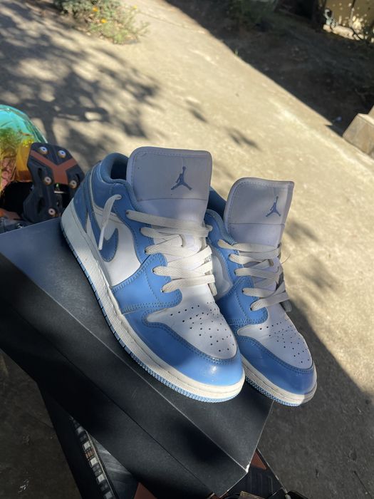 Jordan 1 lou SE marimea 40 ( pretul este negocialbil)