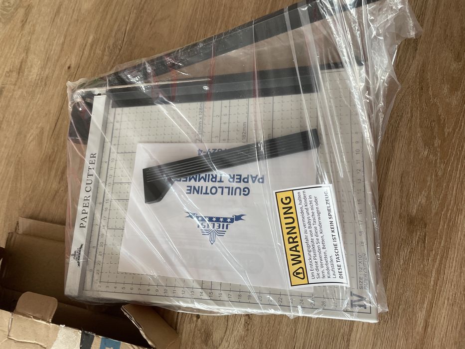 Ghilotina taiat hartie a4