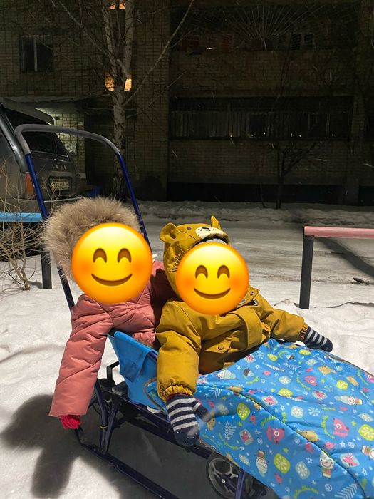 Продам Сани с колесиками, с накидкой