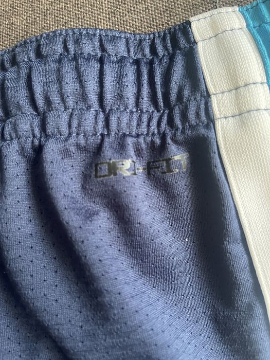 Vand pantaloni scurti Jordan marimea L