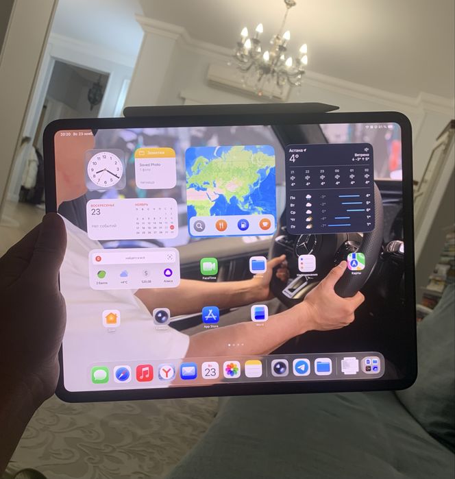 Ipad pro m4 13 256 E sim