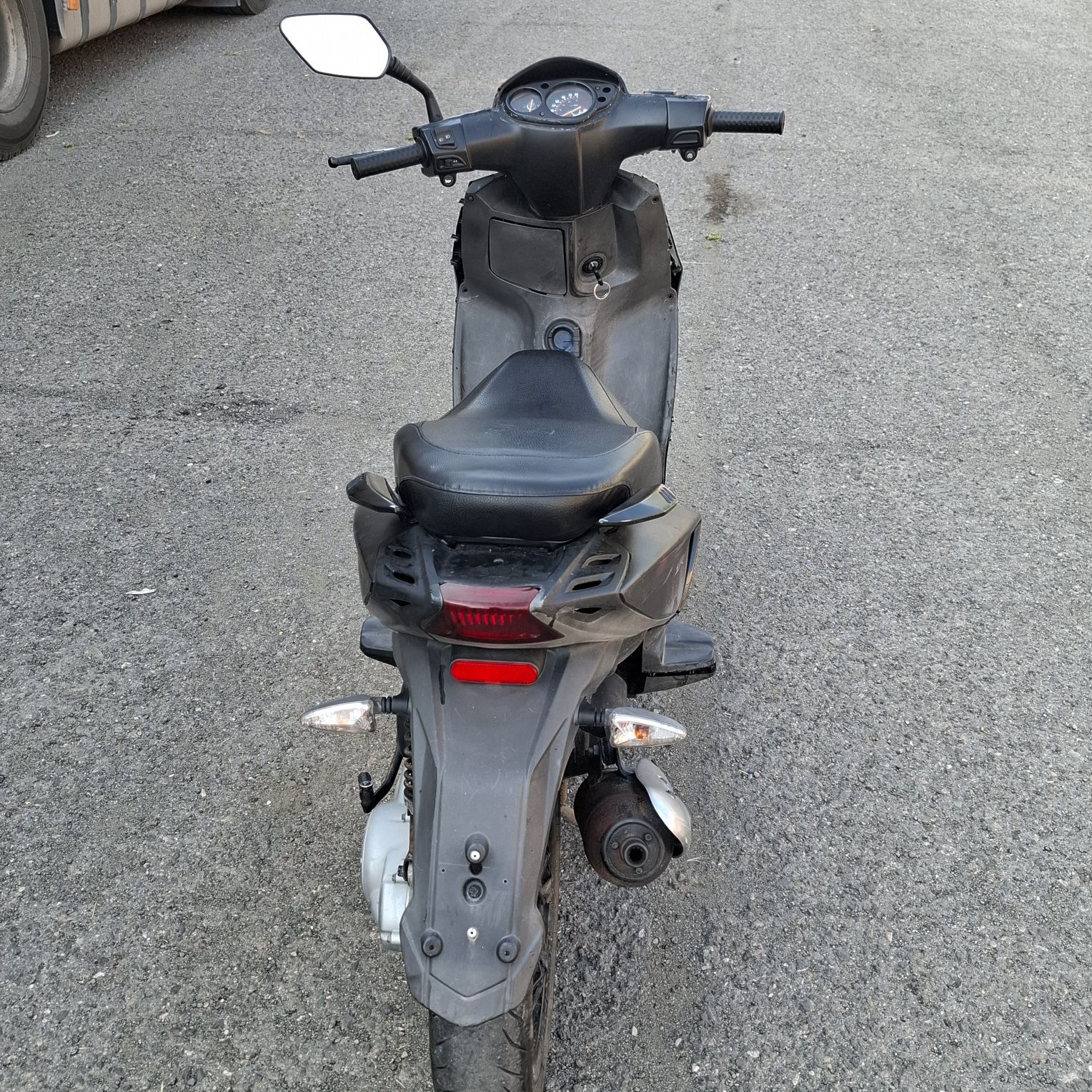 Aprilia sr 50 2015