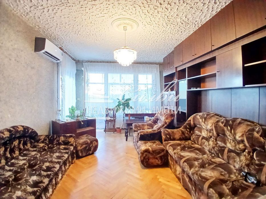 Двустаен РАЗШИРЕН апартамент в района на СИТИ Център