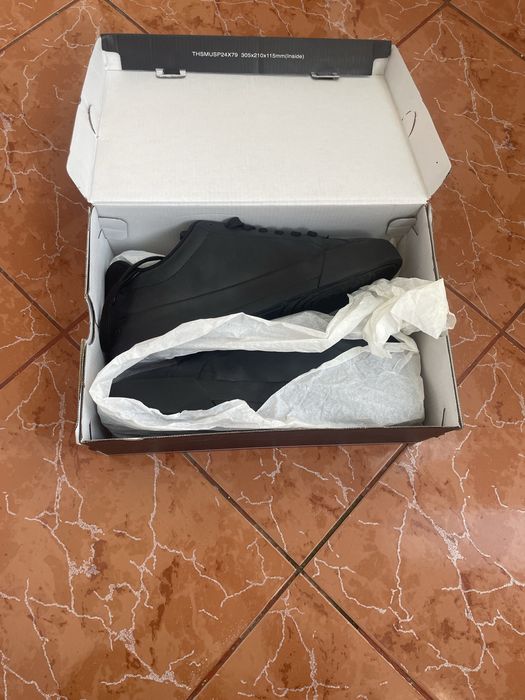 Snekers Tommy Hilfiger 42 noi  barbati