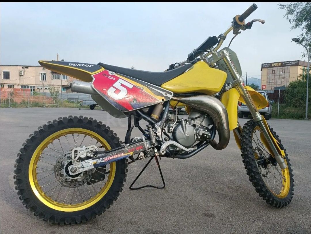 Suzuki RM85L 2012