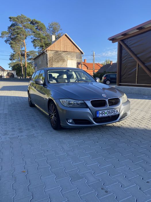 BMW E91 manual 2011