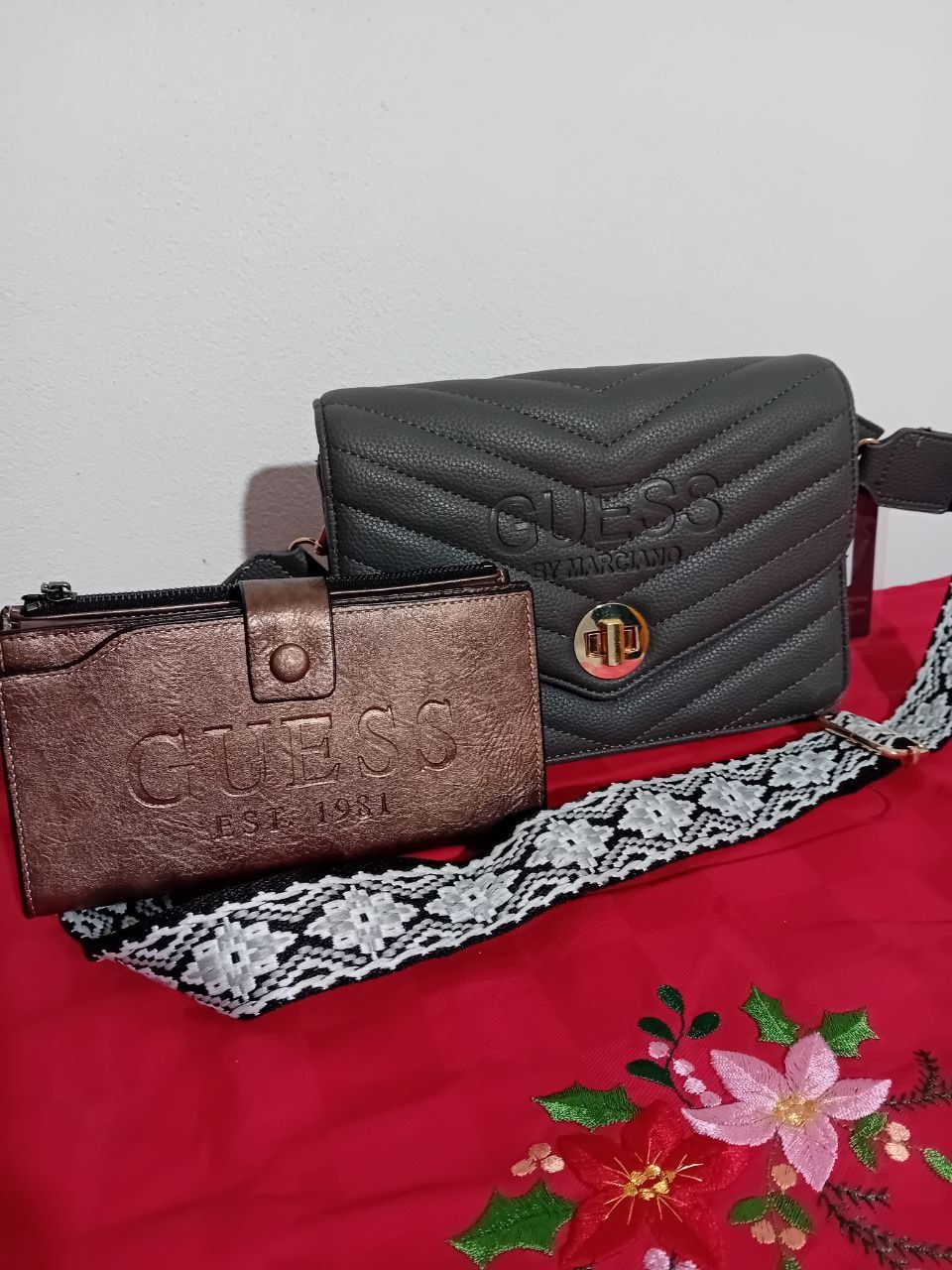 Seturi dama din geanta + portofel