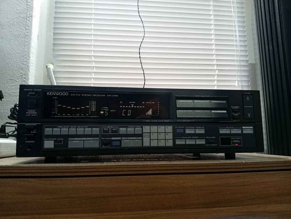 Стерео ресивър KENWOOD KR-75r